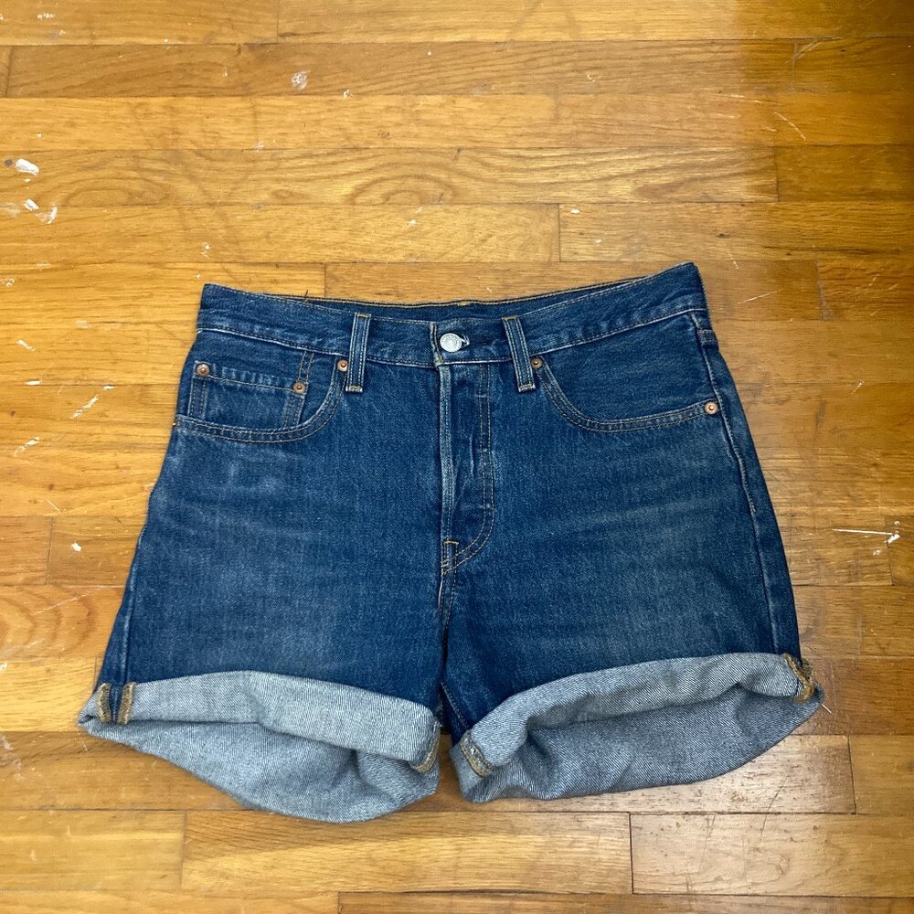 Levi's Premium - 501 Long Womens Shorts